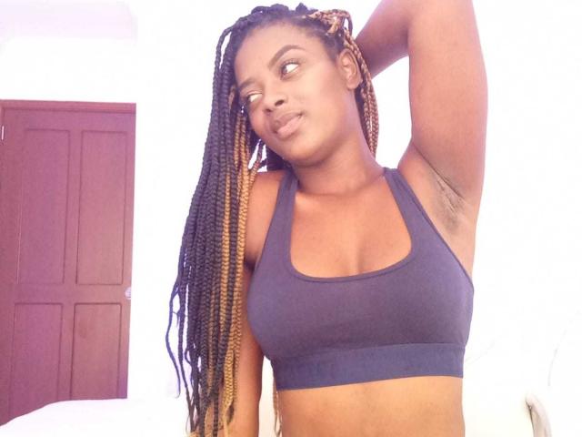LaylaBrown - Sexe cam en vivo - 11023955