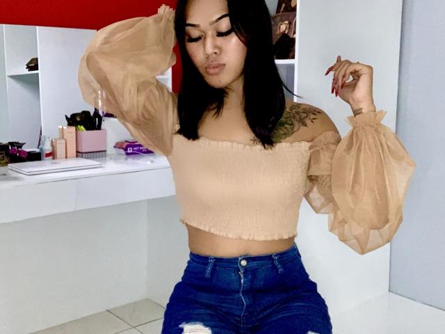 JazlynnVu - Live sexe cam - 11024399