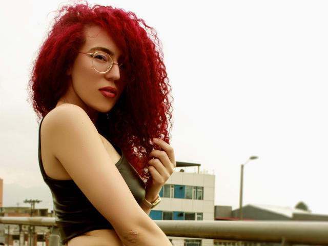 AmyRedminson - Live sex cam - 11044199