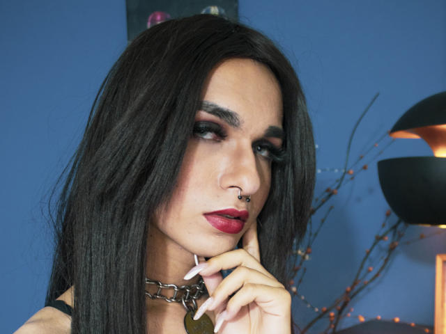 SofiiLoveTs - Live porn &amp; sex cam - 11049107