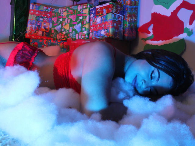 EmiliArango - Live sex cam - 11058791