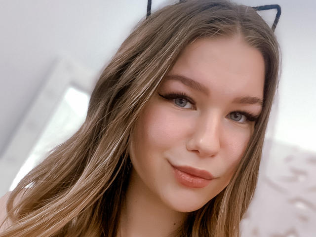 KerryFox - Élő pornó és szexkamera - 11074442