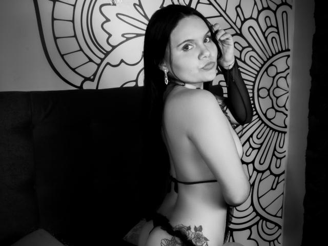 MayaRiveraa - Live sex cam - 11079738