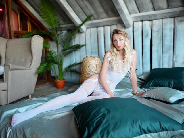 VanesaBacker - Sexe cam en vivo - 11081022