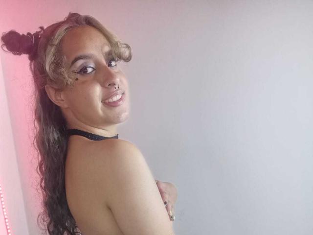 VivianeForte - Live sexe cam - 11083298