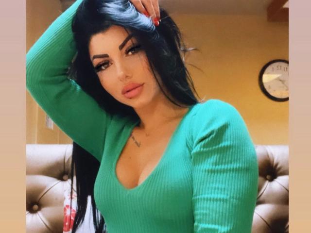 MichelleSquirts - Live sex cam - 11110774