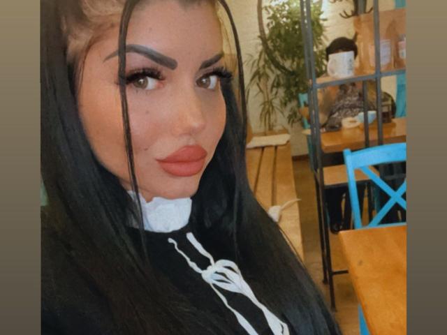 MichelleSquirts - Live sex cam - 11110782