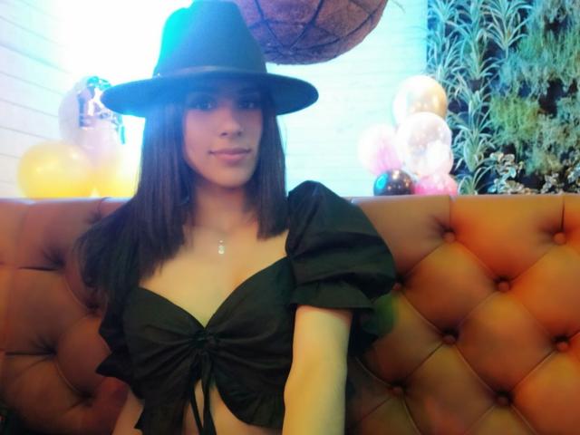 DirtySexyDonatella - Sexe cam en vivo - 11112270