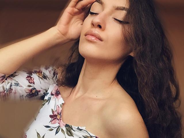 VievienneClemente - Live porn &amp; sex cam - 11125790