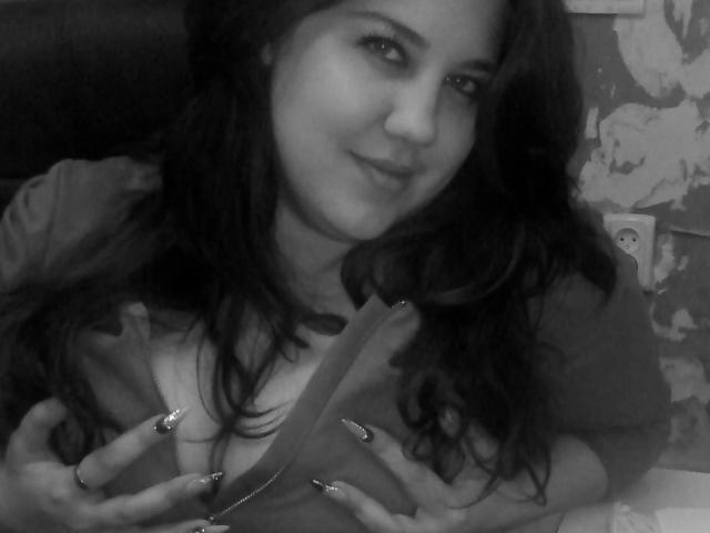 BellaAleks - Live porn &amp; sex cam - 11139590