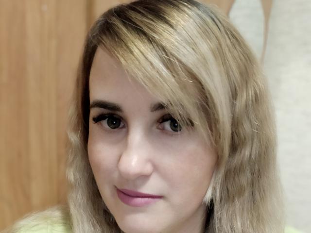 MonicaLyn - Live sexe cam - 11156426