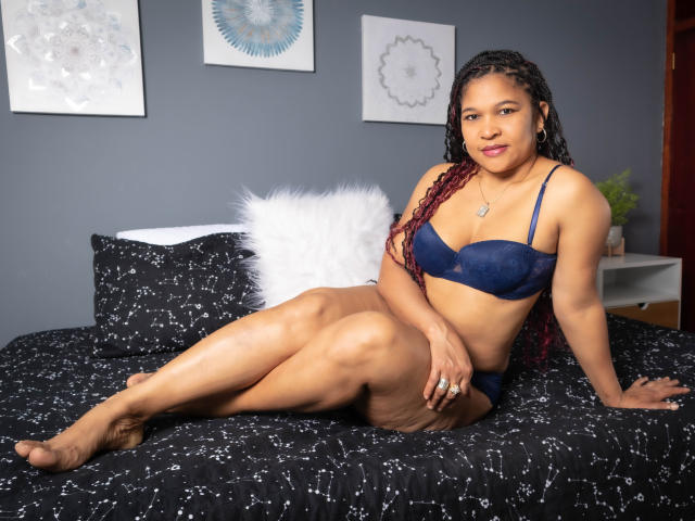 CharloteHarper69 - Live sexe cam - 11173606