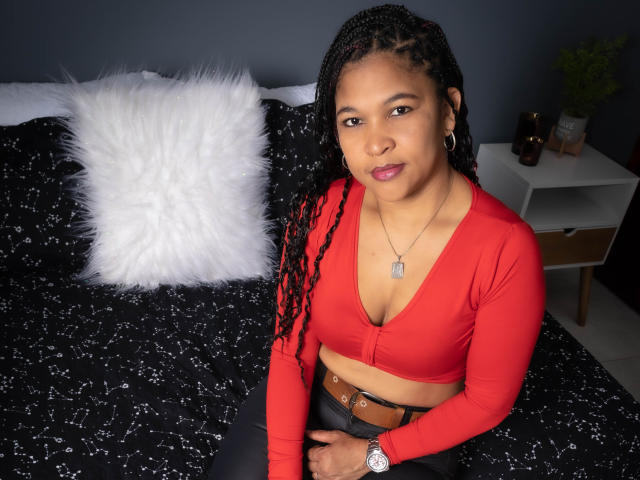 CharloteHarper69 - Live sexe cam - 11173686