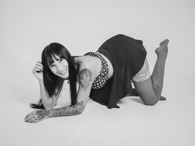 SofiaRouse - Live sex cam - 11185570