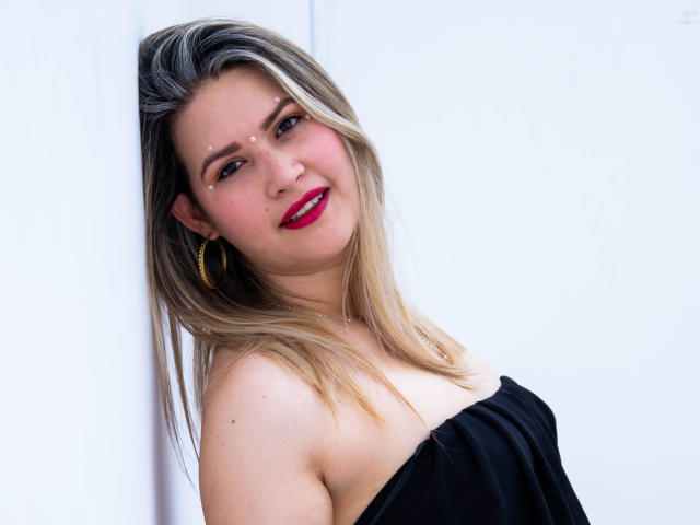 LucieCastler - Live sexe cam - 11217198