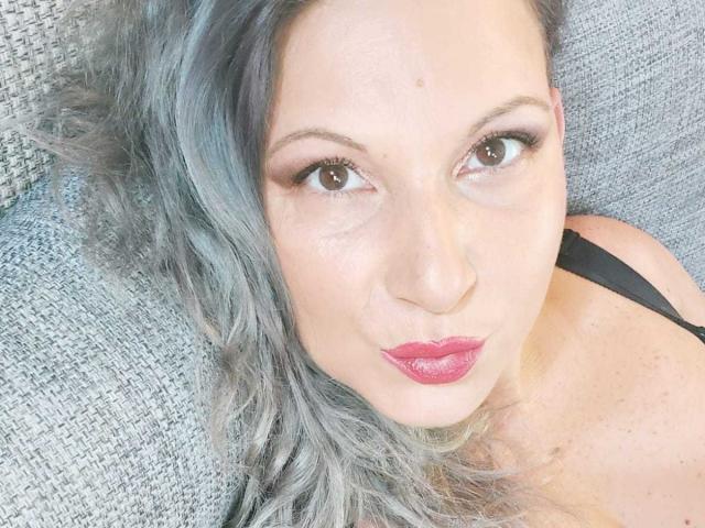 LisaBigtits69 - Live sexe cam - 11228906