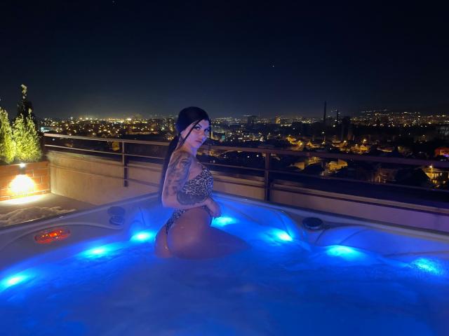 MichelleSquirts - Porno na żywo i seks kamera - 11238534