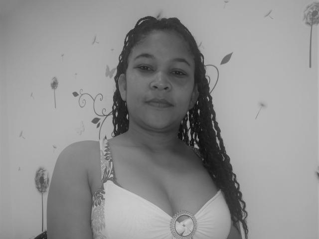 CharloteHarper69 - Live sexe cam - 11242502
