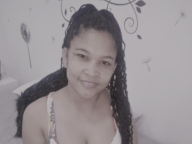 CharloteHarper69 - Live sexe cam - 11242506