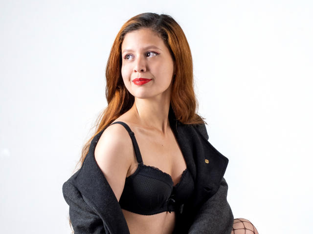 EmiilyRogers - Live porn &amp; sex cam - 11245786