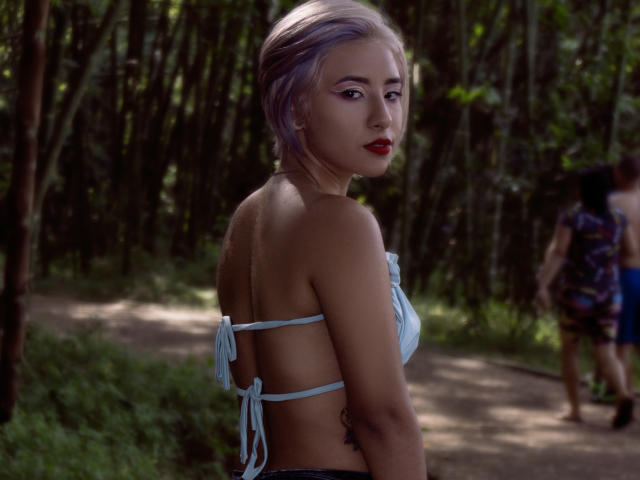 AliceAbernaty - Live Sex Cam - 11246442