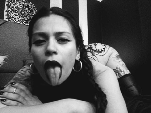 JolieDeluxe - Live porn &amp; sex cam - 11254686