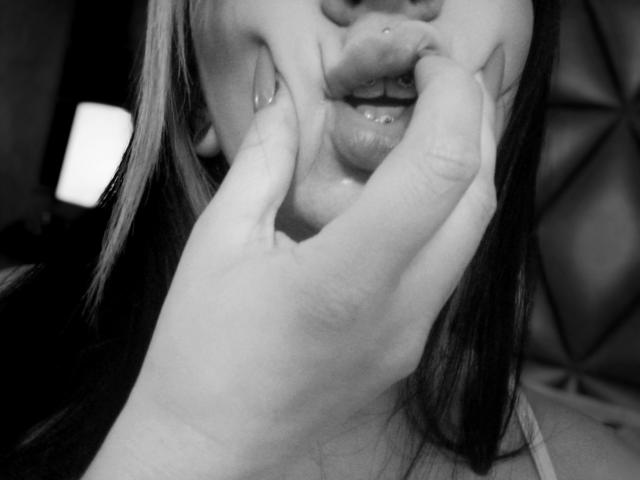 ZoeThompson - Live sexe cam - 11257270