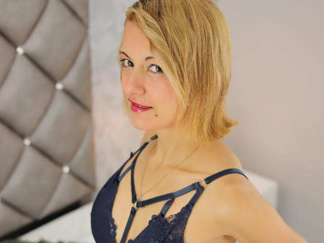 OliveConte - Live sexe cam - 11258522