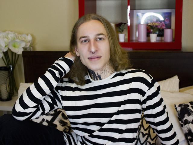TobiasAnderson - Live sexe cam - 11264382