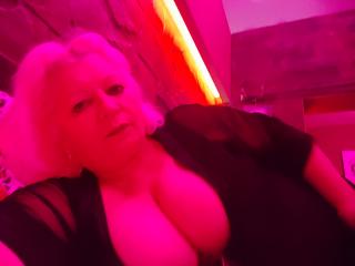 babeth1521 - Live sex cam - 11266690