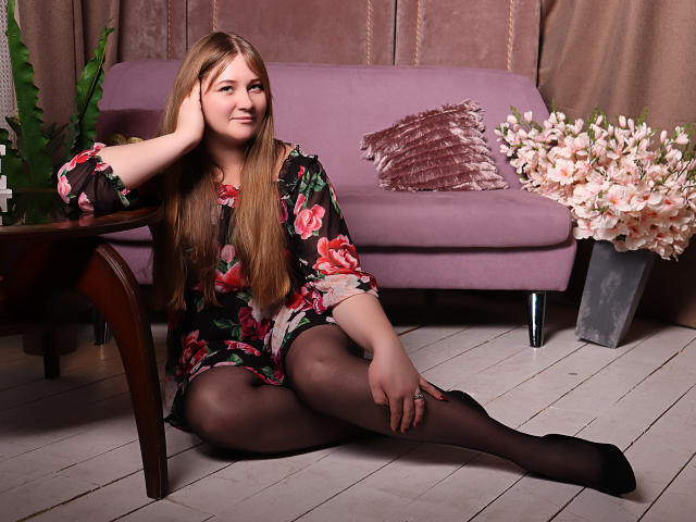 KiraGolden - Live porn &amp; sex cam - 11291458