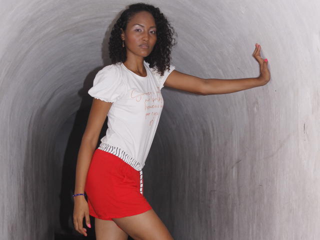 MeganGil - Camera khiêu dâm &amp; quyến rũ trực tiếp - 11304010