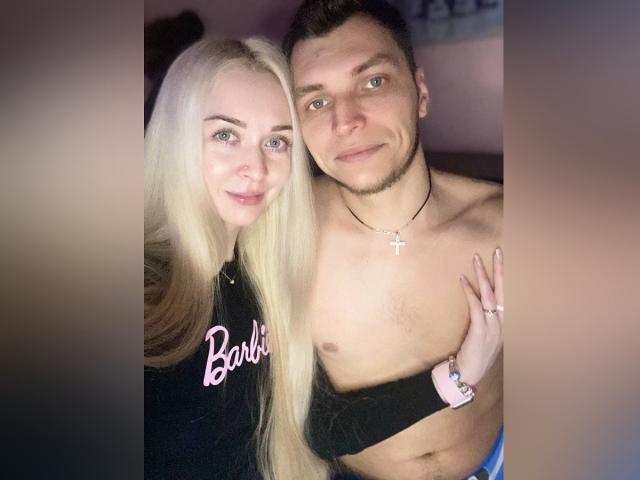 AlisonAndArthur - Live sexe cam - 11312642