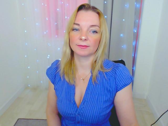 ReganLovely - Live porn &amp; sex cam - 11316750