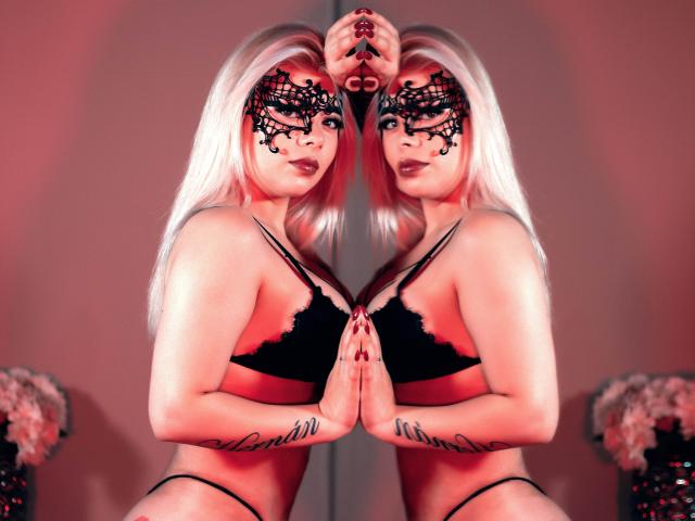 SharonDixon - Live porn &amp; sex cam - 11372614