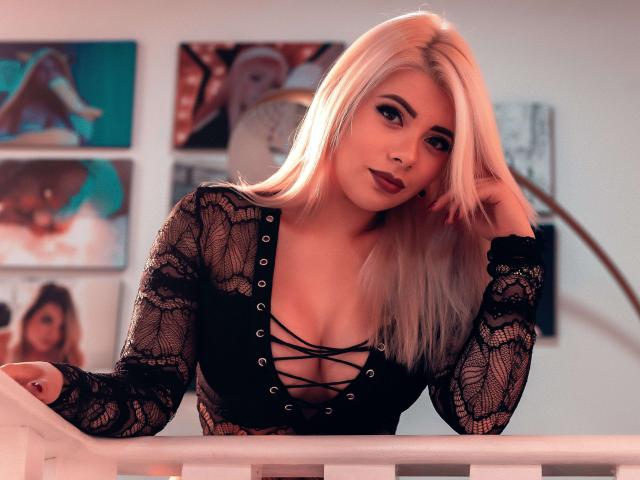 SharonDixon - Live porn &amp; sex cam - 11372662