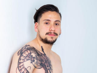 CameroCornel - Live porn &amp; sex cam - 11377191