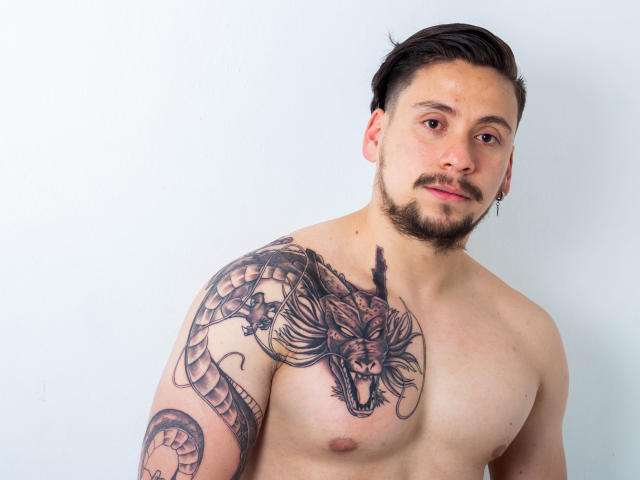 CameroCornel - Live porn &amp; sex cam - 11377195