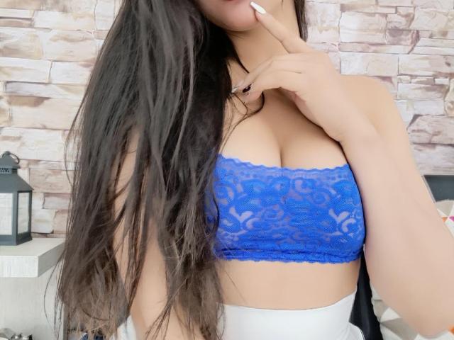 CelesteKlein - Live porno og sexkamera - 11381319