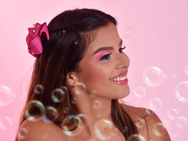 NinnaMils - Camera khiêu dâm &amp; quyến rũ trực tiếp - 11408385