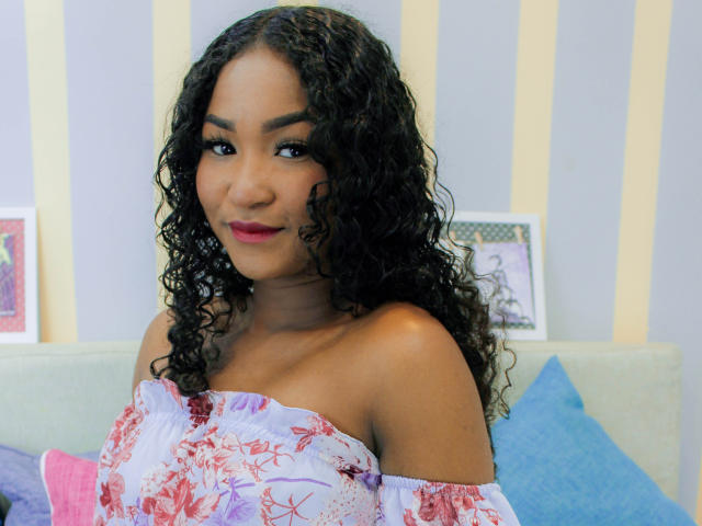 LuciaMendoza - Camera khiêu dâm &amp; quyến rũ trực tiếp - 11410862