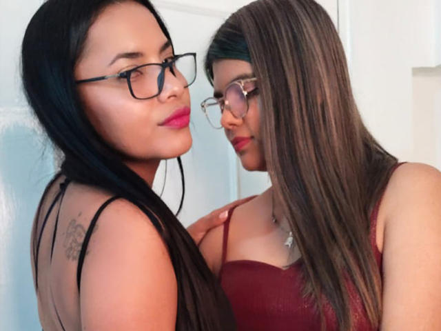 EffyAndValentin - Live porn &amp; sex cam - 11412476