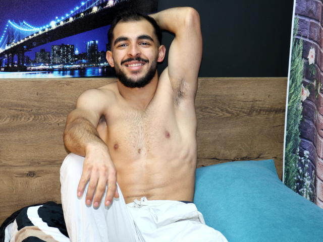 ZeusBig69 - Sexe cam en vivo - 11431872