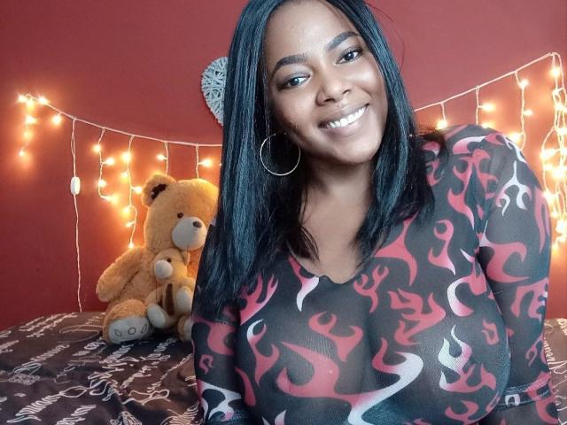 EmiraHot - ライブポルノ&amp;セックスカム - 11437812