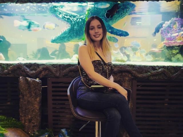 MiaSmith69 - Sexe cam en vivo - 11440880