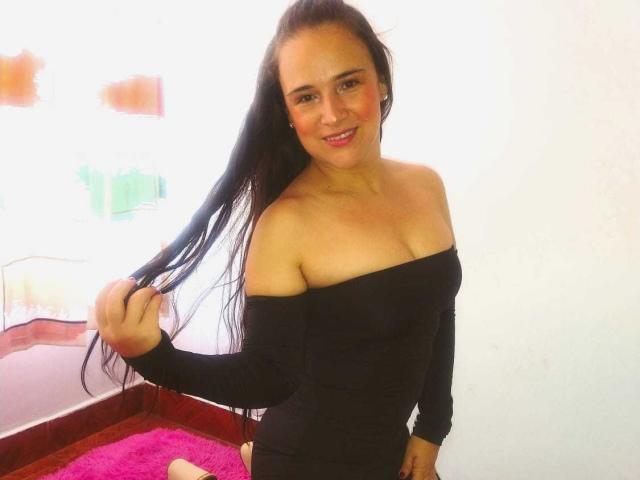 BrihanaCharlot - Live porn &amp; sex cam - 11443440