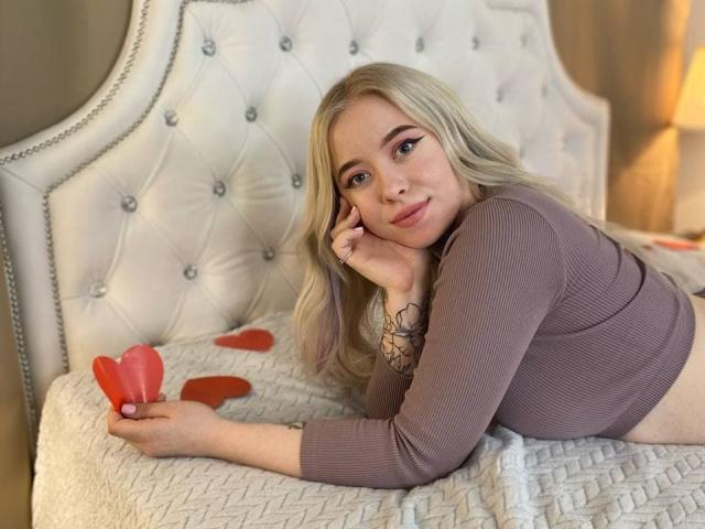 IvyBecker - Live sex cam - 11448476