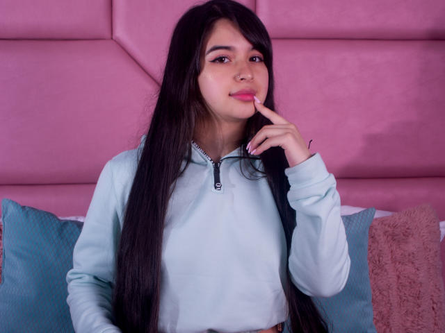 MiaJoness - Live sex cam - 11453540