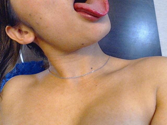 KateJolie - Live porn &amp; sex cam - 11485092