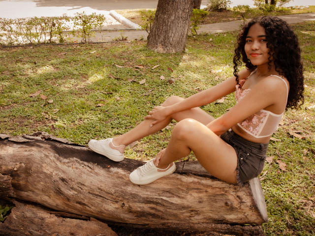 VanesaBukr - Sexe cam en vivo - 11500012